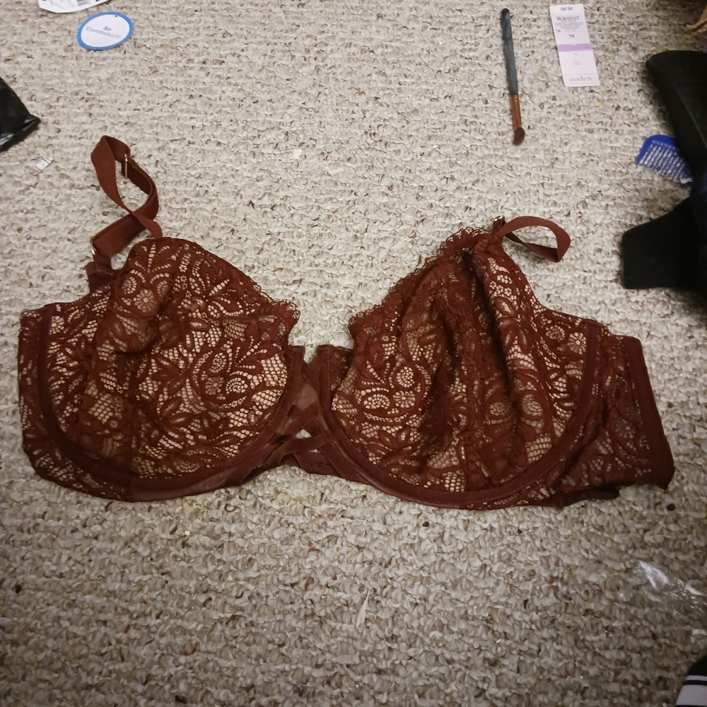 Adore me 42 h bra